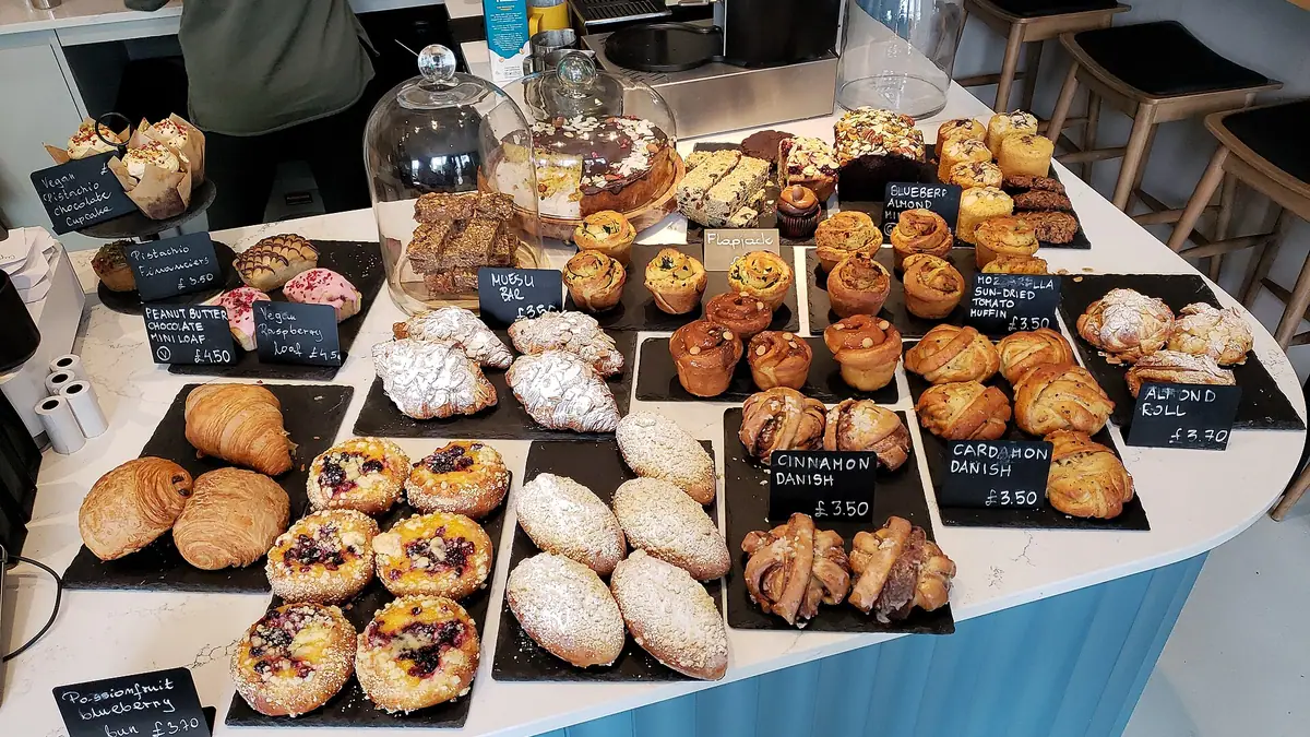 Bakery bakes